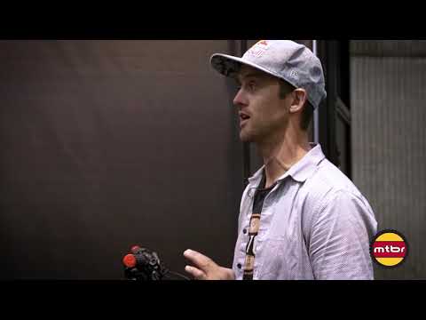 2019 Pivot Switchblade with Aaron Chase - 2018 Interbike