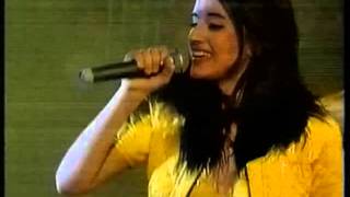 MC Eric &amp; Barbara - U can't stop live (Katowice Spodek 1996)