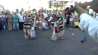 preview picture of video 'uriangato en fiesta de San Miguel (danza de los viejitos)'
