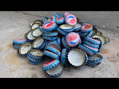 Forging a Damascus Knife from COLD DRINK Caps