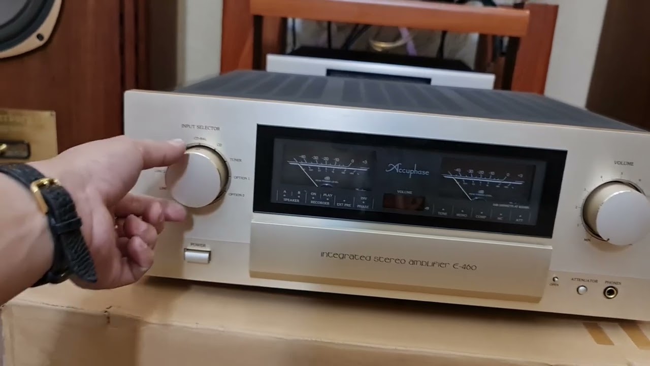 Ampli Accuphase E-460 hàng siêu lướt, Full thùng giá tốt ạ. (0911886266)