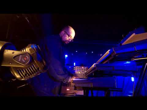 【ライブ・LIVE】ADAMSTAN84 - "Neony w alei wspomnień"・"Neon lights by memory lane"・「思い出の通り道のネオンサイン」