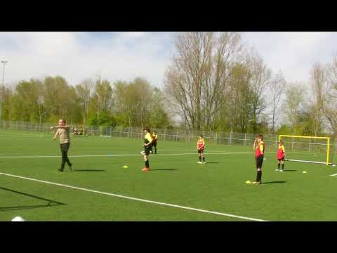 Stagetraining 1 U11 tussenvorm 2: TT+ Opbouwzone beheersen - aanspeelbaarheid