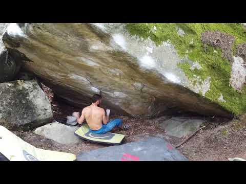 Fontainebleau bouldern Pagota 8a