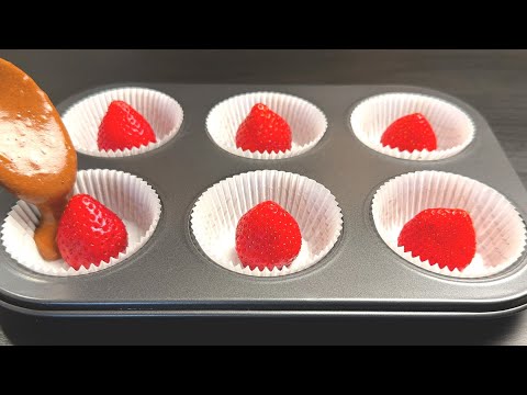 Chocolate dessert with strawberries! Quick and easy. Children and grandchildren will love it.