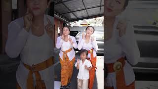 Download lagu The tin of the grasshopper is sizzling. mp3 Download lagu The tin of the grasshopper is sizzling. mp3