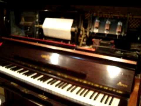 LLanto de Amor, Vals criollo de Fco. Peña en Pianola por Horacio Asborno desde Viedma, Argentina