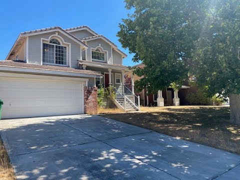 Newly renovated 4 bedroom Palmdale property video