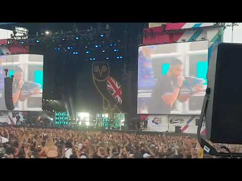Drake ft Giggs KMT Live At Wireless 2018