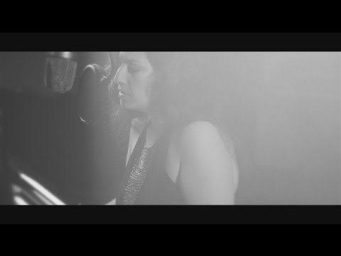 Sarah Fimm - Wicked Game (Live Music Video)