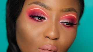 Instagram Makeup Trend Alert: NEON Liner Tutorial | Youkeyy