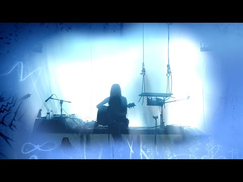 Oklou – blade bird live @ la cigale (March 2025)