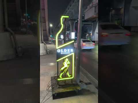 Keep on walking #bangkok #johnnywalker
