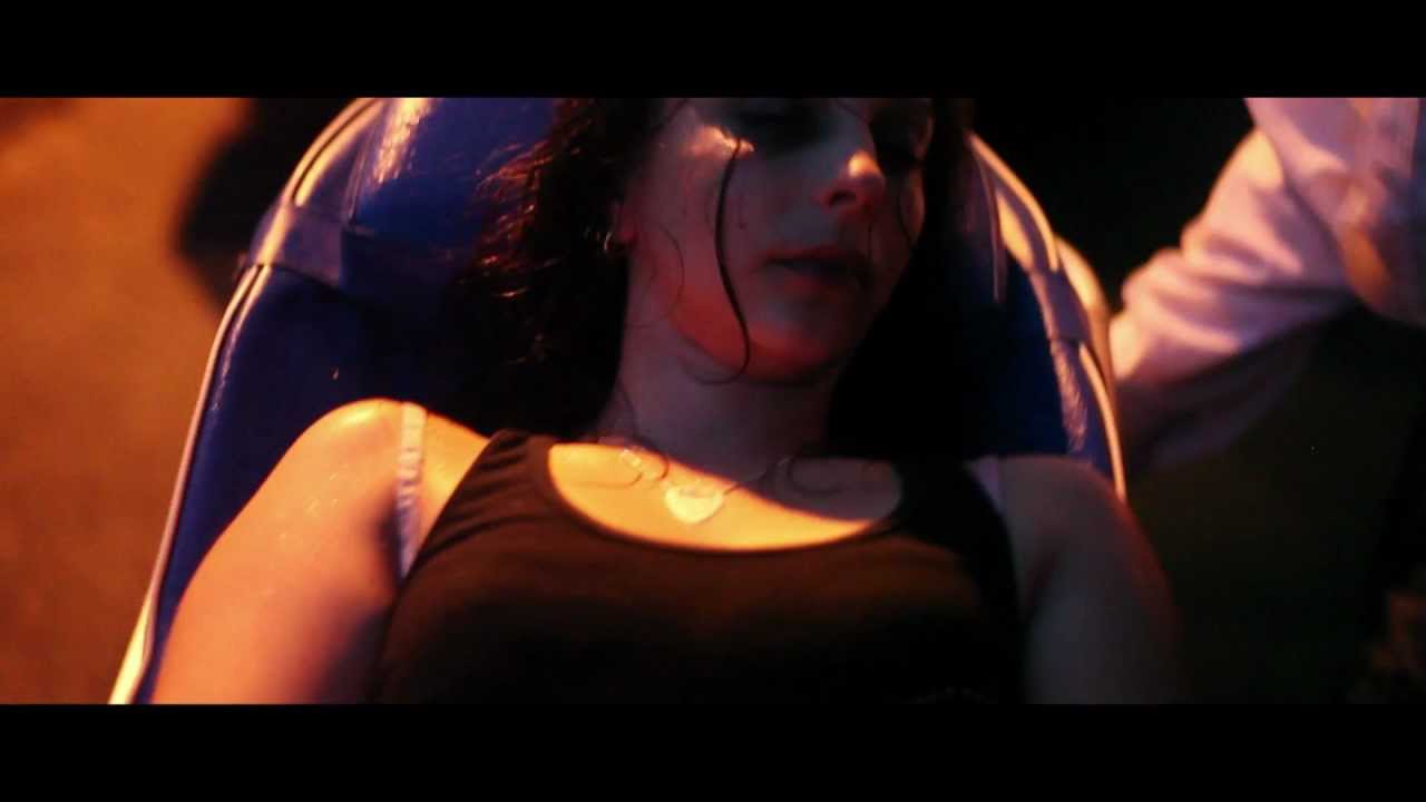 Miniature de la vidéo ►BANDE ANNONCE - UNE EPINE D'AMOUR du film Une Epine D'Amour