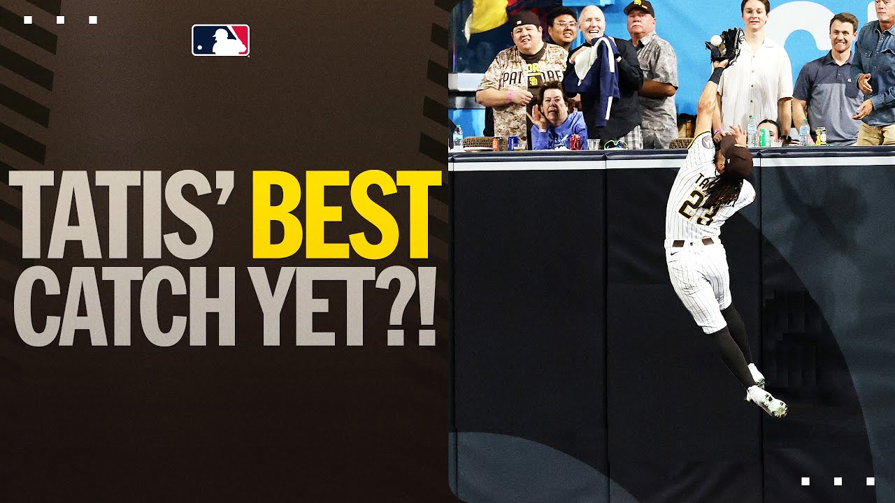 AIR TATIS! 😯 Did Fernando Tatis Jr. make HIS BEST CATCH YET? 🤯