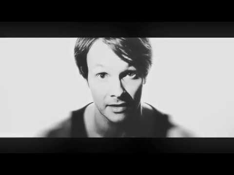 Mikko Lankinen — Pikimusta (virallinen musiikkivideo)