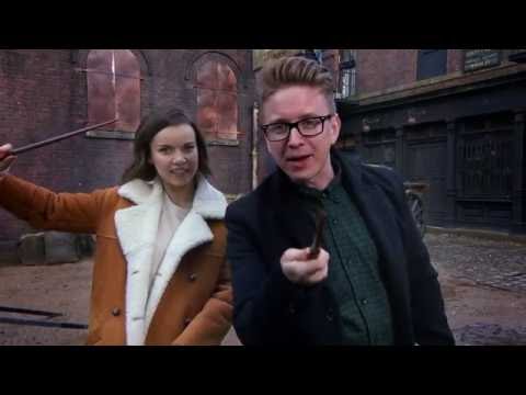 Fantastic Beasts and Where to Find Them (Featurette 'Wand Training')