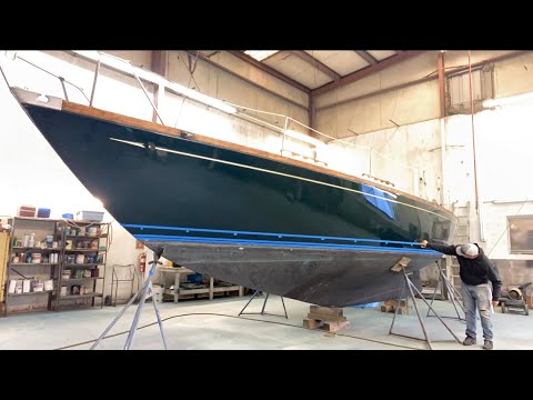 Projecting, prepping and painting a Bootstripe on a 1966 Morgan