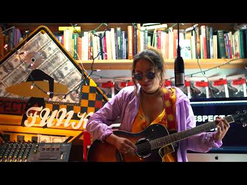 Akeera - Shed Session (4k)