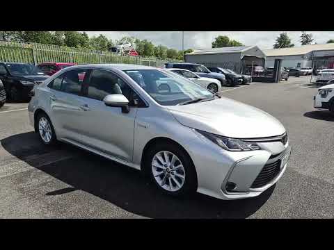 Toyota Corolla 1.8 Hybrid Luna Saloon - Image 2