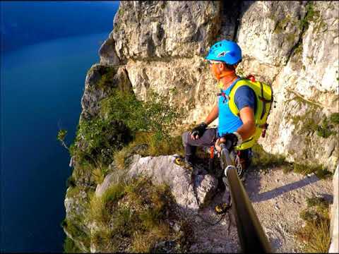 SENTIERO DEI CONTRABBANDIERI - M. TORTI