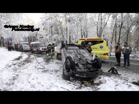 auto op zijn dak zeisterweg woudenberg n224
