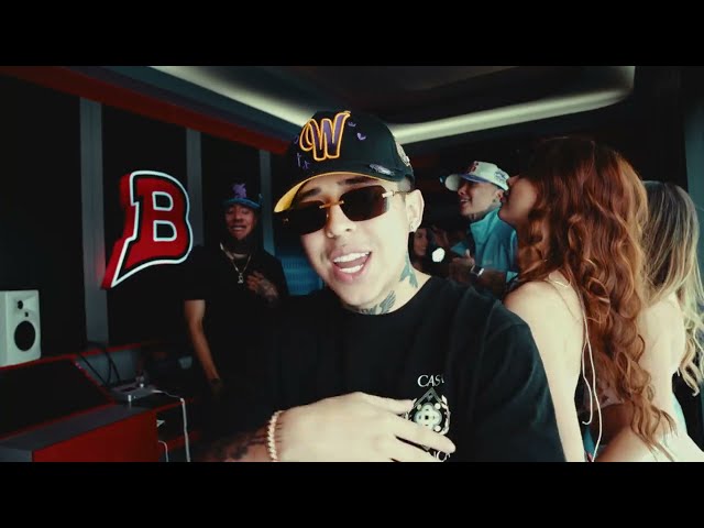 Soltera von W Sound & Blessd & Ovy On The Drums ((jetzt ansehen))