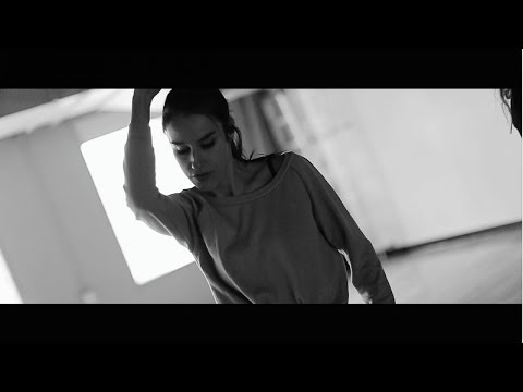 Amay Laoni - Déjà-vu (clip officiel)