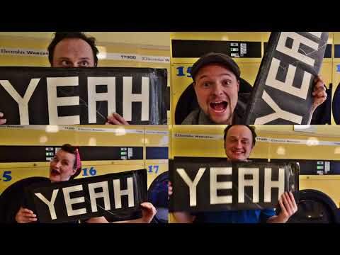 Big Fat Shakin´ - Skiving off today (Official Video 2019)