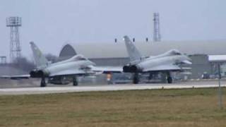 preview picture of video 'Andover and German Tornado - RAF Waddington and Coningsby, 23 feb 2010.'