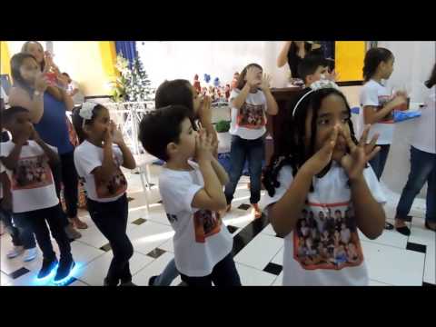 Formatura 1º Ano - Música: Lá vou eu