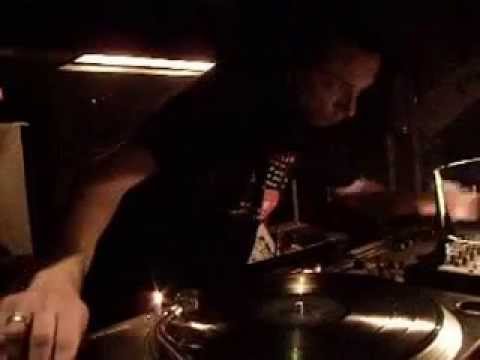 Dj Fency @ Arlecchino Disco 07th.11.2014 (Video di Cinzia T.)