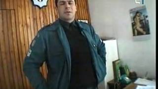 preview picture of video 'M.Juškauskas gerina policiją. Molėtai 2 dal. 2005.'