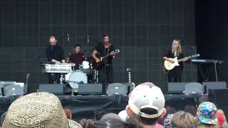 ACL 2014 Weekend 2   Reuben and the Dark   Standing Still