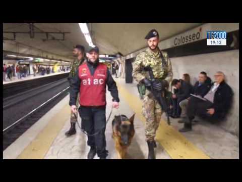 Notte di San Silvestro blindata: a Roma mobilitati 2mila militari, cecchini e polizia fluviale