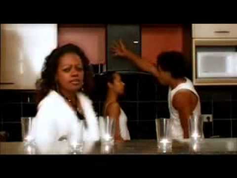 Mely Melo - Jeanne Hué ( New Caledonian artist)