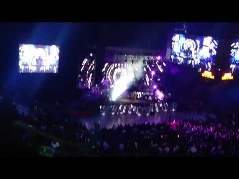 MBD sings a fast medley (Ein od milvado, Ki Lo yitosh, Usid, Eitz Chaim)