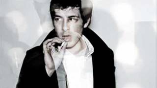 Mark Ronson and the Business Intl - Hey Boy feat. Rose Elinor Dougall, Theophilus London