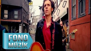 Adamlar - Koca Yaşlı Şişko Dünya (Official Video)