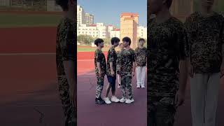 像不像你朋友军训时的样子？#人间真实 #青岛大姨张大霞 #内容过于真实 #搞笑#军训#shorts