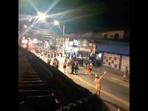 Bloco " Cachaça no Bule  "  , Armação dos Búzios,  RJ.