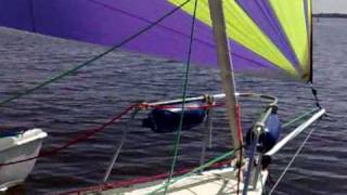 preview picture of video '1. Fahrt mit der lespoir tri unter Spinnaker'