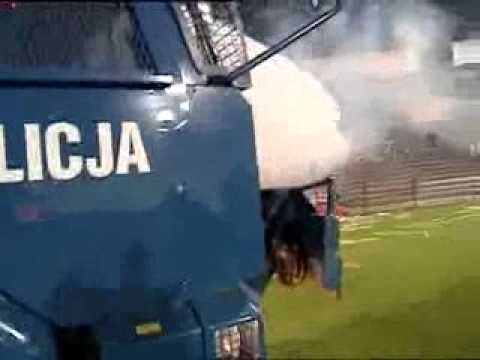 Derby Łodzi 11.04.2008 material tvn24.flv