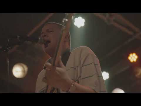 AUF DIE FRESSE - Udo Butter & das Team (Official Visual)