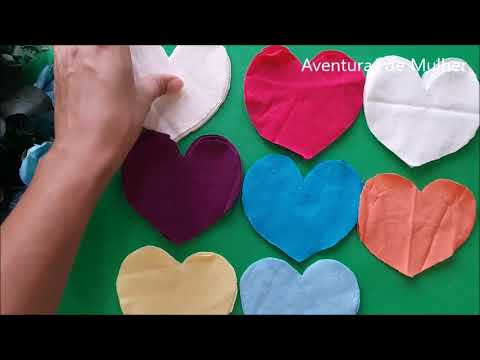 A DIFFERENT FUXICO AND A BEAUTIFUL FUXICO RUG