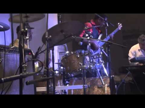 Dennis Chambers in the Moscow Graffitti 2012 drum solo