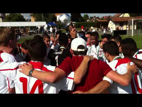 Finale coupe vaudoise Stade-Lausanne  juniors  A. Remise coupe. 21. 5. 11