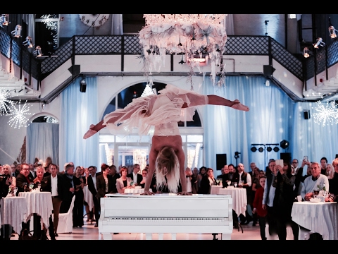 Dancing Piano & Chrystalize