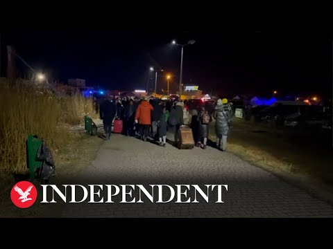 Chaos at Poland border as families with children flee Ukraine amid Russian invasion