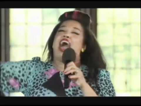 THE X FACTOR 2010 auditions - Yuli Minguel (Louis's house)